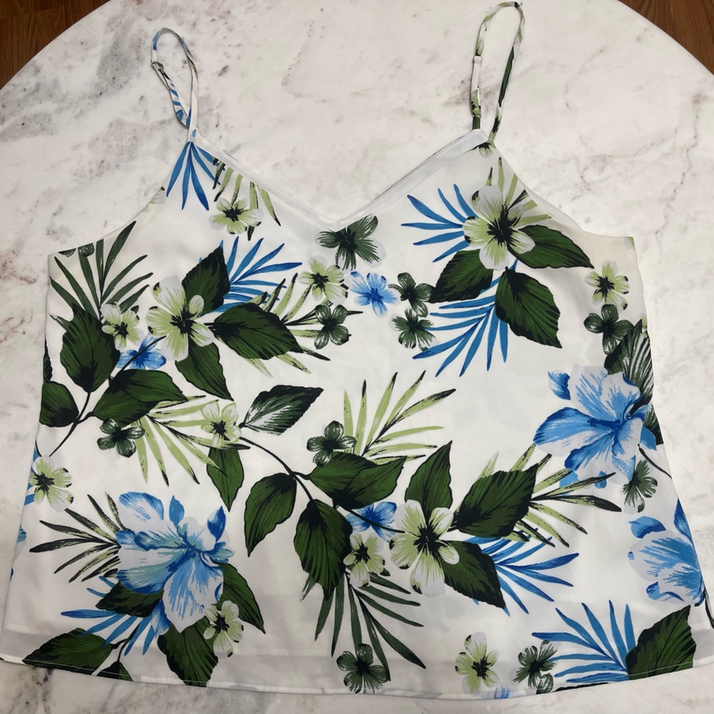 Banana republic ivory floral spaghetti strap tank, double lined. Size XL